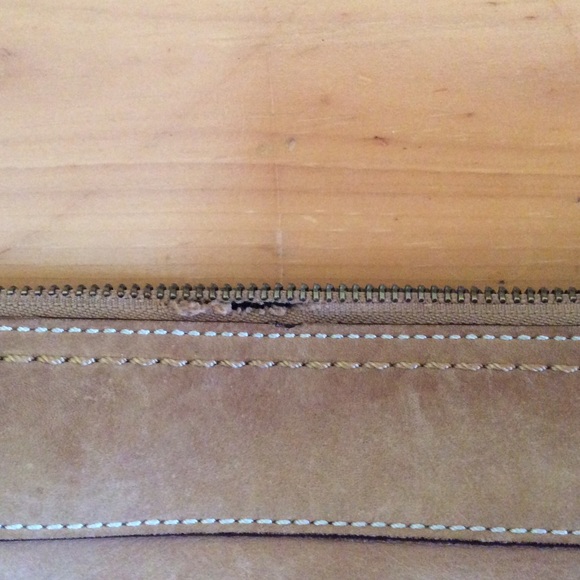 Vintage Coach tan purse M0693- 10559 - Picture 4 of 6